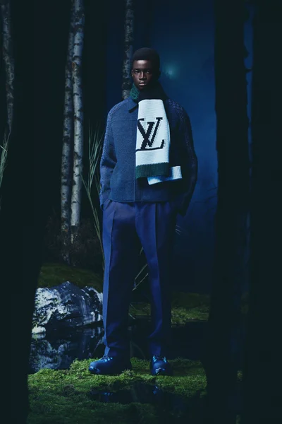 Look 27